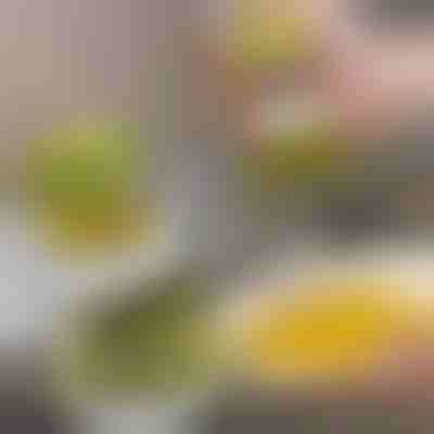 Ščetka za čiščenje z dozatorjem in stojalom | BRUSKICA